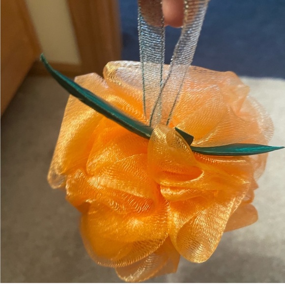 Orange scrubby with bubbles Bothroom bundle - Picture 9 of 9